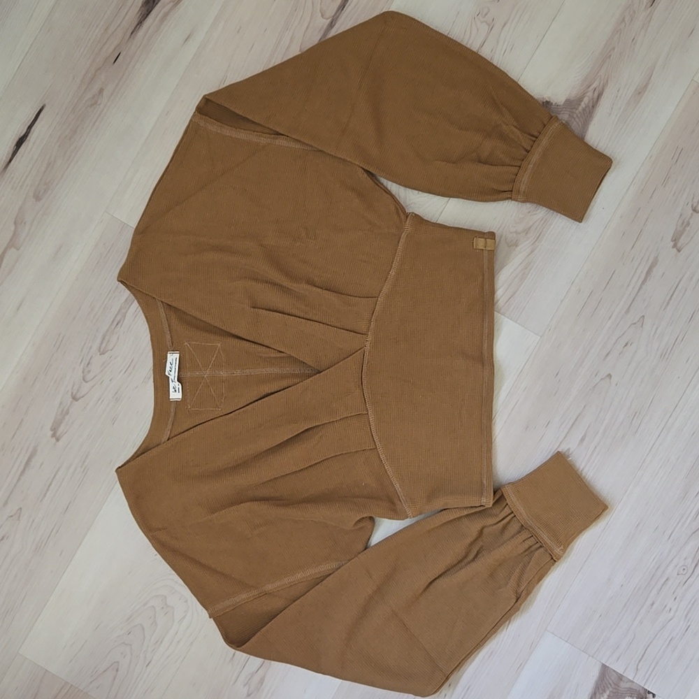 Free People Brown Cropped Top